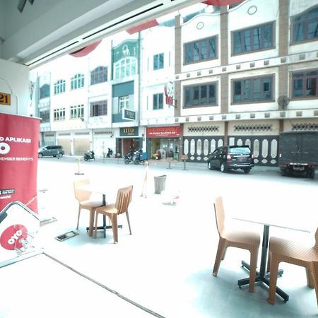 Oyo 90830 Multatuli Guest House 메단 외부 사진