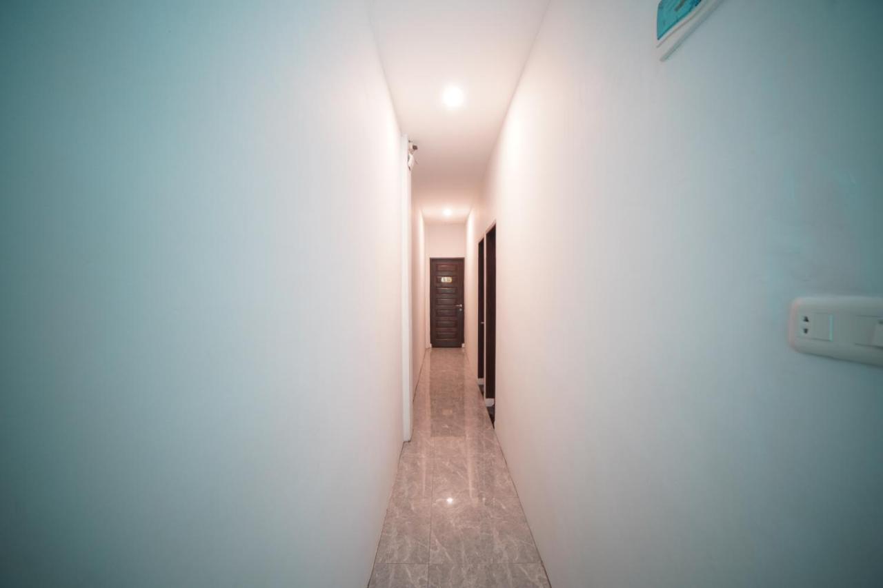 Oyo 90830 Multatuli Guest House 메단 외부 사진